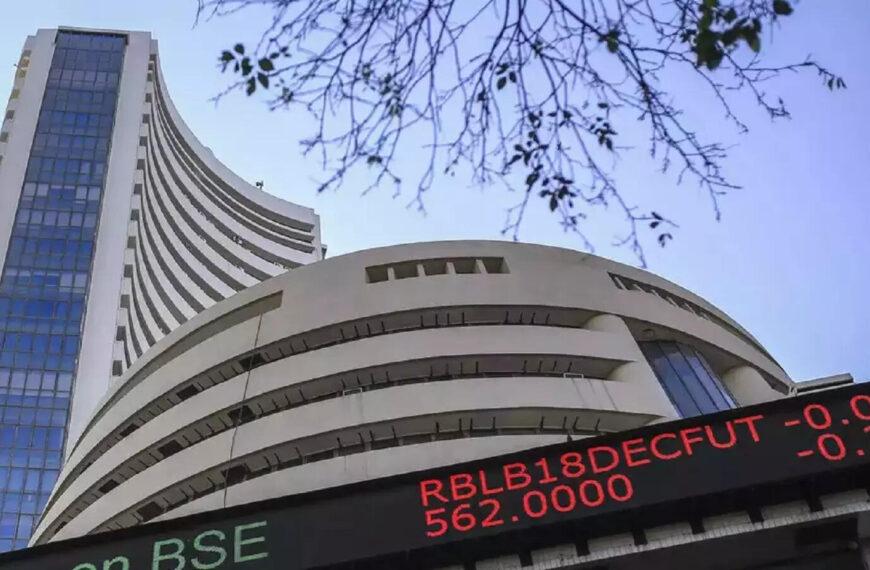 ET Market Watch: Sensex Falls 182 pts, Nifty Below 24,800 | IT & Auto…