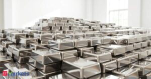 Silver price breaches Rs 1 lakh per kg…