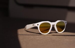 Meta and Oakley announce new ‘perfomance AI’ smart…
