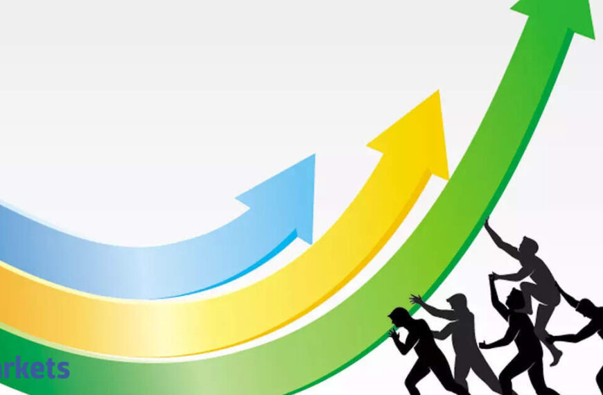 Double cheer continues for India Inc in Q4 profit growth