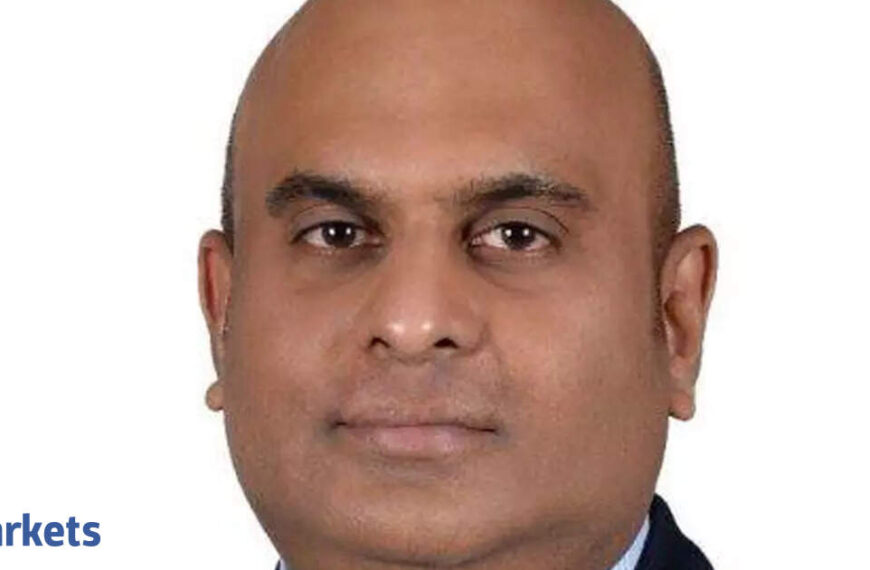 M&M emerges as top auto pick with EV and SUV momentum: Chakri Lokapriya