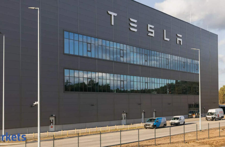 Tesla short sellers pocket about $4 billion in profits after Musk-Trump spat