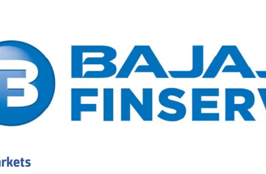 SBI MF, Goldman Sachs, others buy 1.8% stake in Bajaj Finserv for Rs 5,506 crore