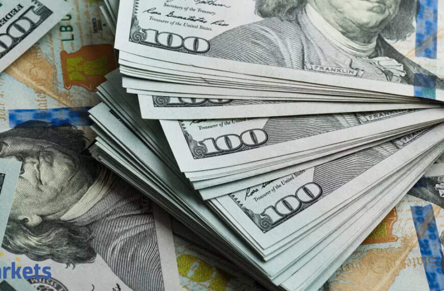 Dollar holds steady after US, China reach framework deal to ease export curbs