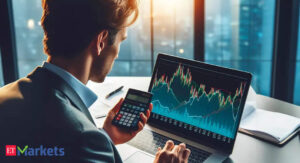 ​Moody’s Flags Risks as Retail Investors Flood Private…