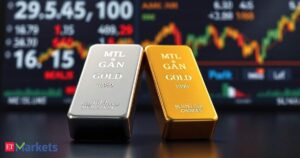 Gold jumps Rs 820 to Rs 98,490/10 g;…