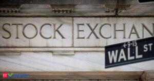 S&P 500, Nasdaq open near record levels after…