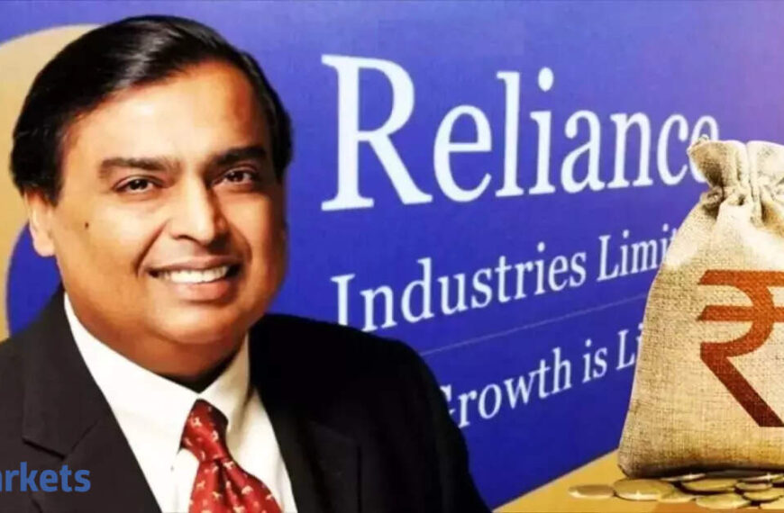 The Ambani formula for making money: 17 years + 1 Nifty stock = 2,200% profit