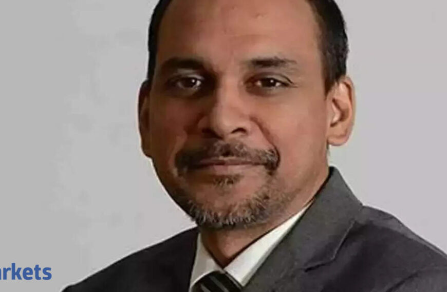 Mahanagar Gas, Gujarat Gas poised for gains as CNG adoption surges; Siddhartha Khemka sees 10-20% upside