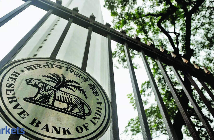 Reserve Bank of India: RBI may soon step in to absorb excess liquidity