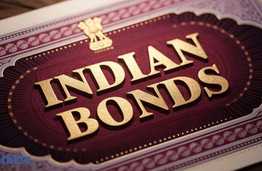 India bond yields in narrow range as traders eye cues from oil, Fed
