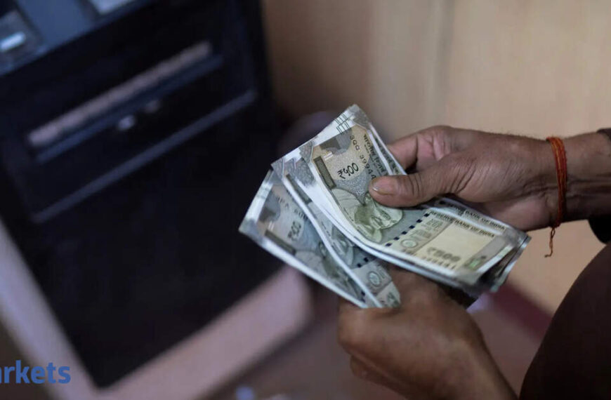 Number of ATMs with ₹100 or ₹200 notes rises sharply