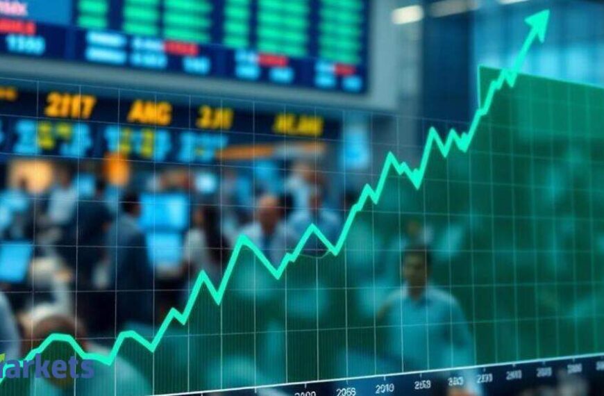 At multi-year highs: These 4 stocks witness 5-year swing high breakout – On a high