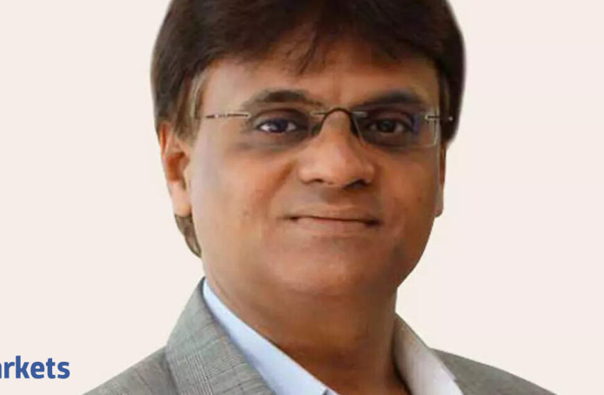 Tata Motors: EV and JLR portfolios could drive Tata Motors rerating: Deven Choksey
