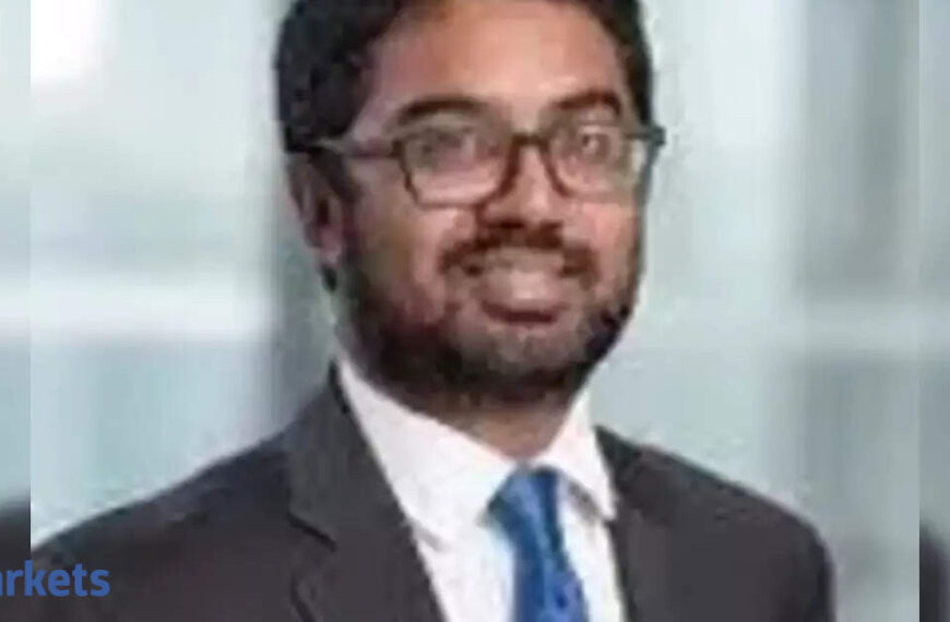 Does US continue to be the most preferred destination in the long haul? BlacRock’s Vivek Paul answers