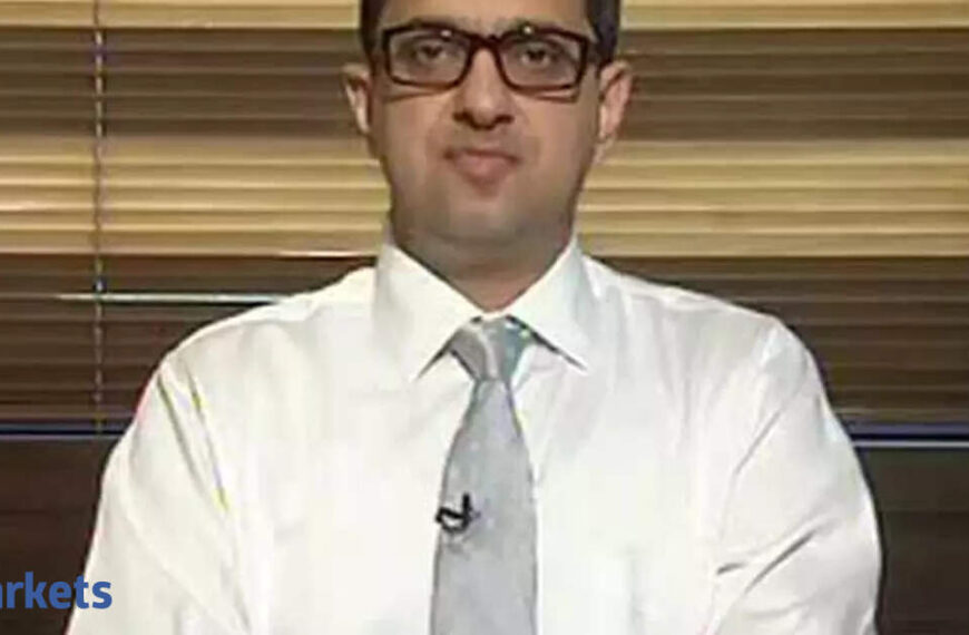 Pick up defence stocks for long term; 2 shipping stocks to buy: Neeraj Dewan