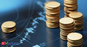 Over 10 MF schemes slashed holdings in 8…