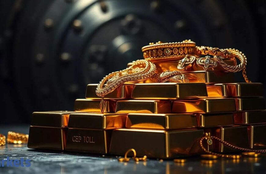 Gold prices steady ahead of FOMC meet; silver hits all-time high of Rs 1,09,630/kg. What’s next?