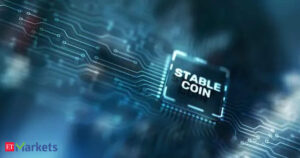 Stablecoins: Stablecoins’ m-cap surges to a record $251…