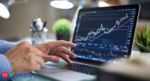 Positive Breakout: These 7 stocks cross above their…