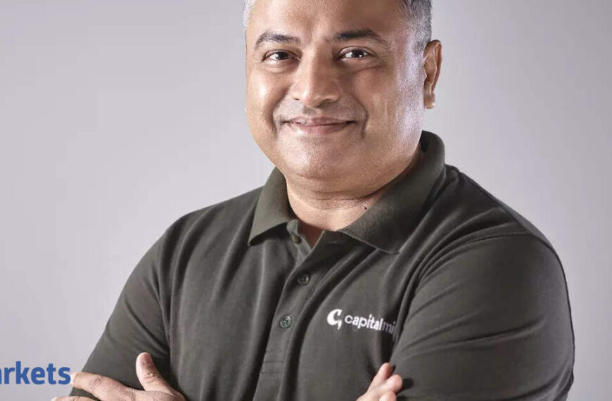 India a great place to invest; it is expensive because you are paying for long-term growth: Deepak Shenoy