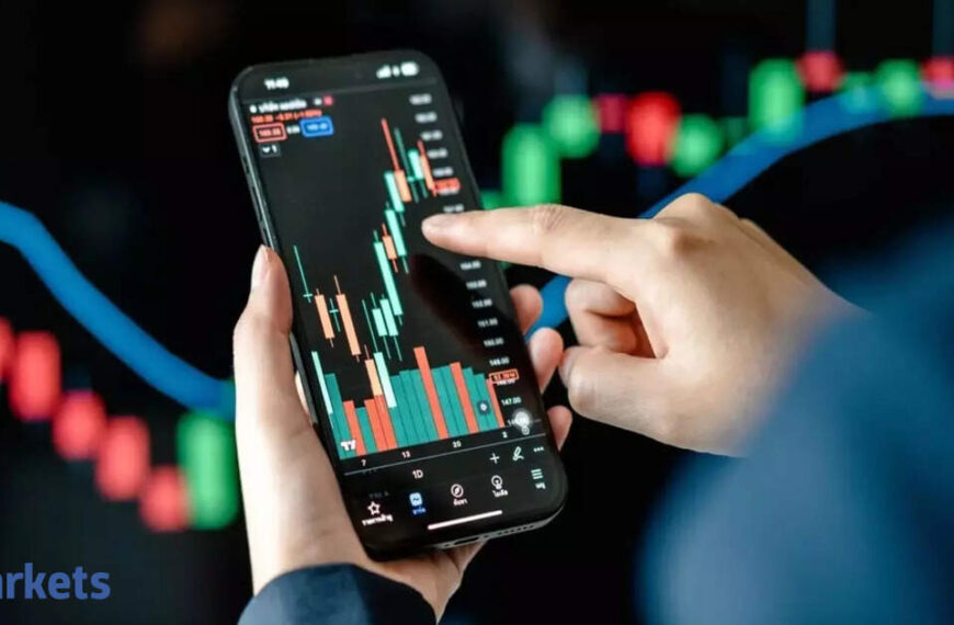 Israel’s TA-35 hits 52-week high as markets brush off Iran’s attack on stock exchange