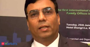 Retail investors now the smart money, HNIs more…