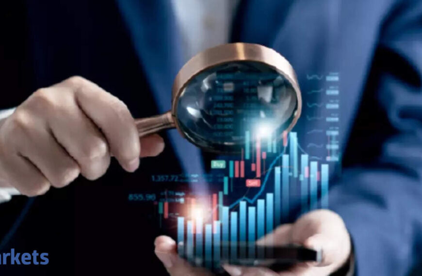 Decoding Volatility: What VIX and IV are telling us in 2025