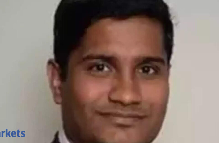 US economic uncertainty clouds outlook for IT service providers: Sandip Agarwal