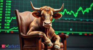 These 12 penny stocks rally up to 25%…