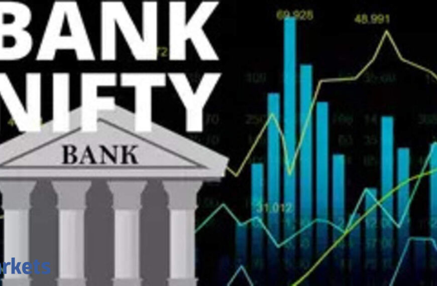 Bank Nifty scales new peak on strong buying, short covering