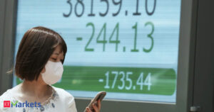 Japan’s Nikkei hits 40,000 level, ends at 6-month…