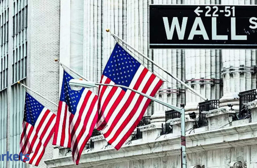 Wall Street Week Ahead-Investors eye US jobs data as stocks hit record highs