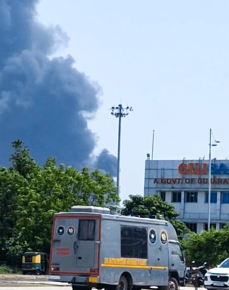 Air India’s flight AI171 crashes in Ahmedabad, airline shares update (Ld)