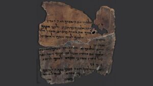 Ancient Scrolls Found in Qumran Caves Unlock Secrets…