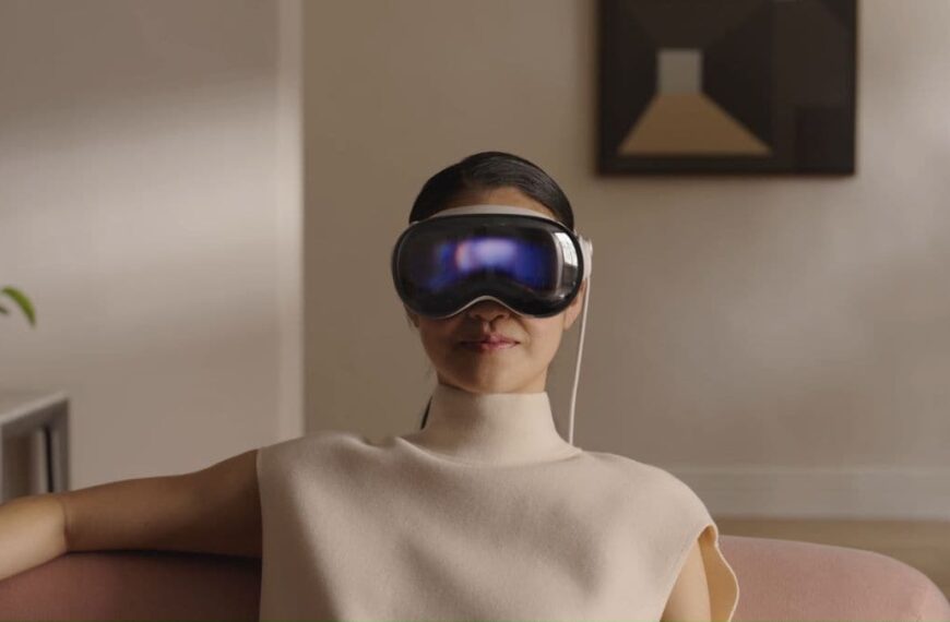 Apple Vision Pro to Get Native Support for PlayStation, Xbox and Spatial Controllers With…